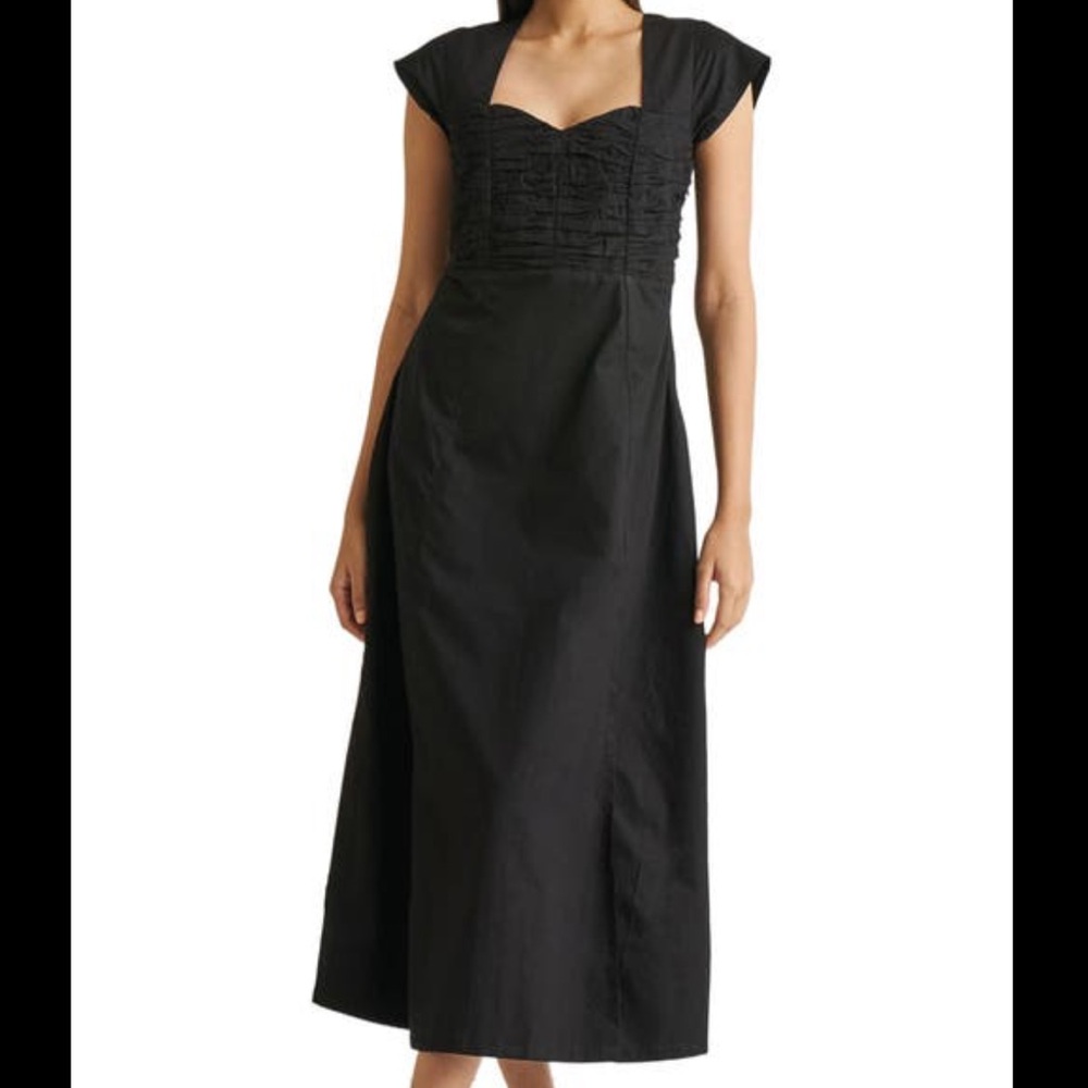 Reistor • Ruched‎ Midi Dress with Front Slit in Black